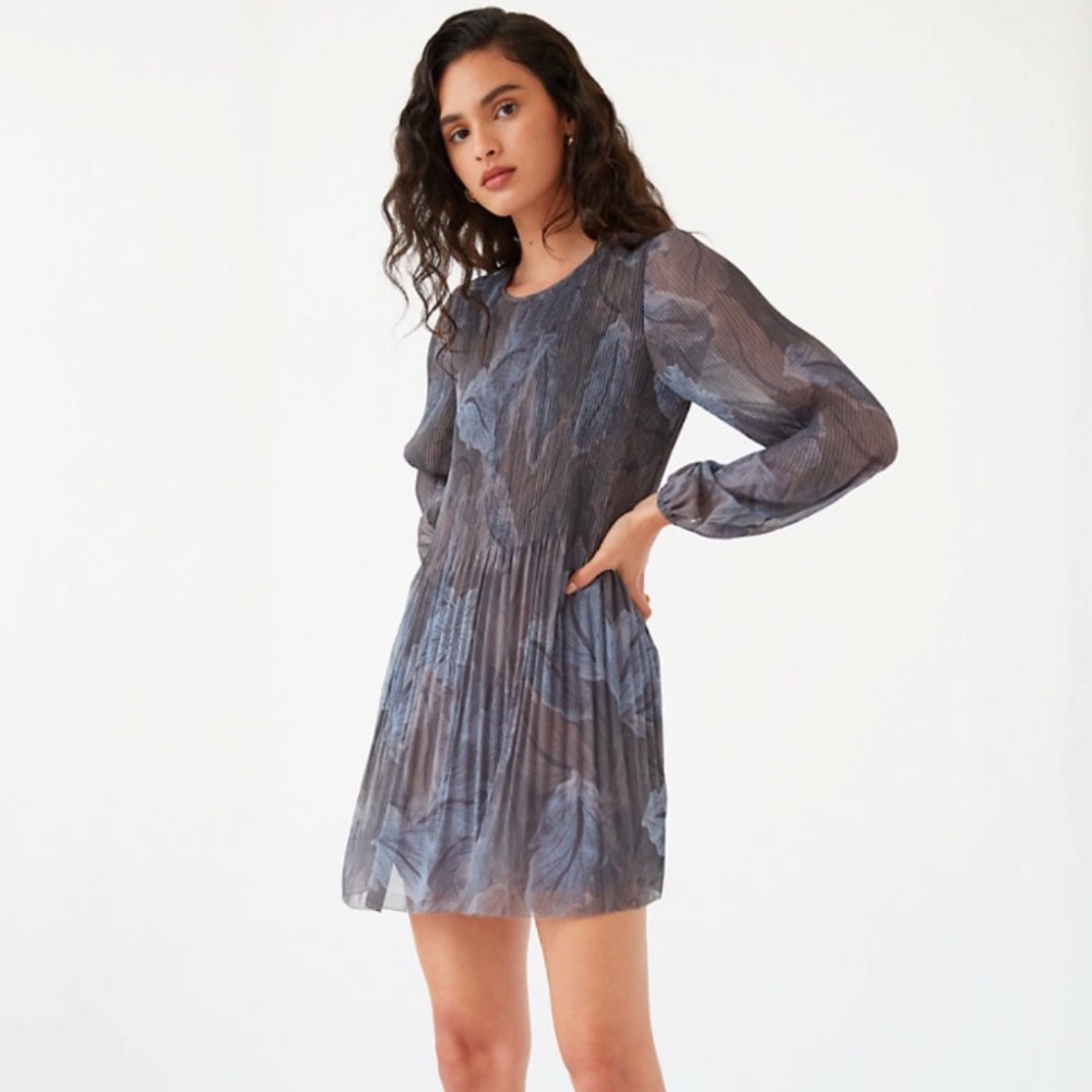 Aritzia Blue Gray Brown Leaf Print Dress